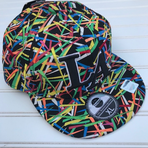 Hat - Picture 2 of 7